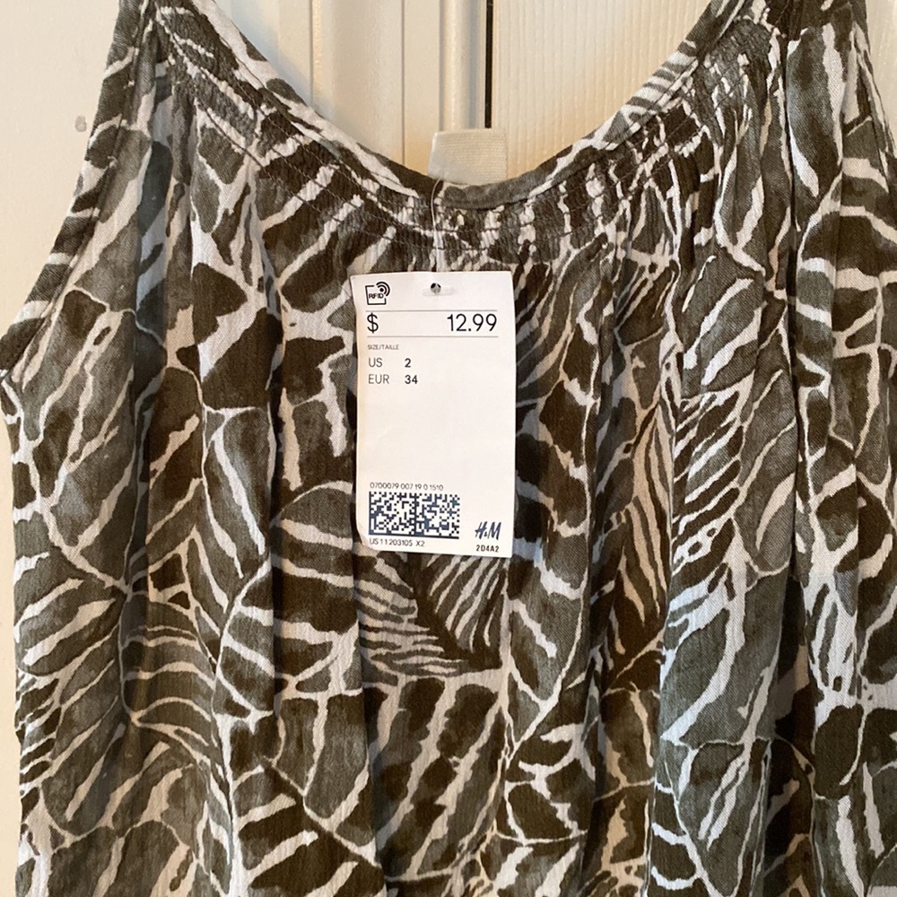Chiffon Top - Picture 2 of 3